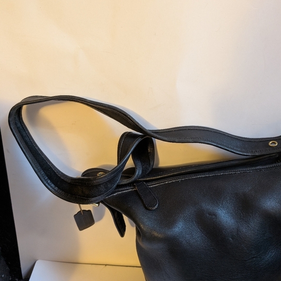VINTAGE Coach HELEN Black Leather Bucket Shoulder Crossbody Bag K6M 9953 - Picture 7 of 16